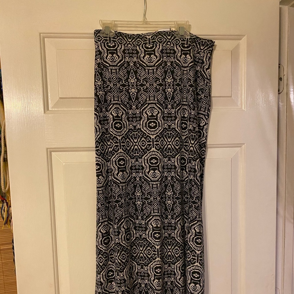 Patterned Maxi Skirt